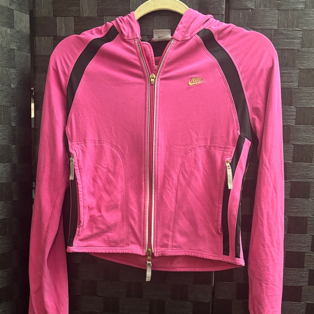 Nike Women's Pink and Black Hooded Jacket